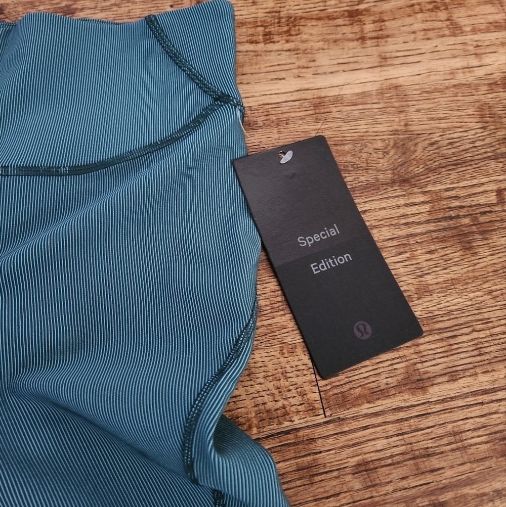 Lululemon Base Pace Ribbed Tight - Picture 7 of 11